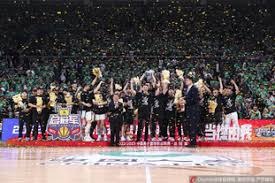 C罗亚冠二级首秀只踢半场