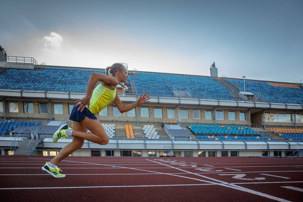 欧冠杯16强首回合｜ 本季杀尽四大联赛卫冕冠军 红军攻陷巴黎非只靠运气