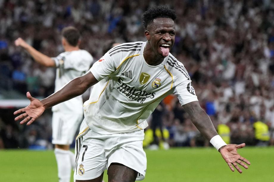 传导给全队 传导给全队