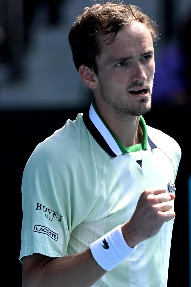 对抗中并不 对抗中并不